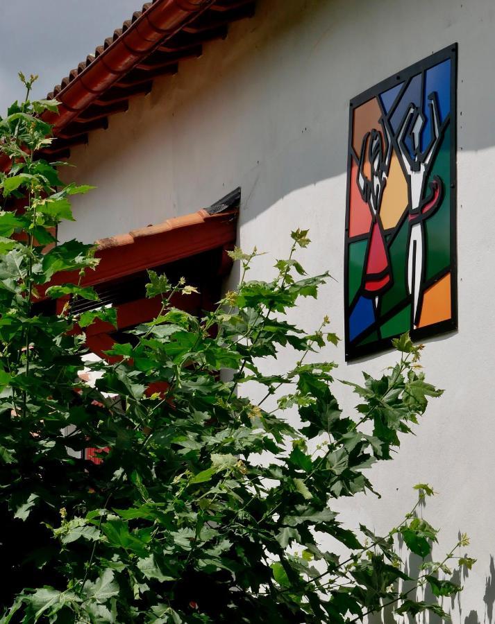 Auberge Trabenia Ascain Exterior foto