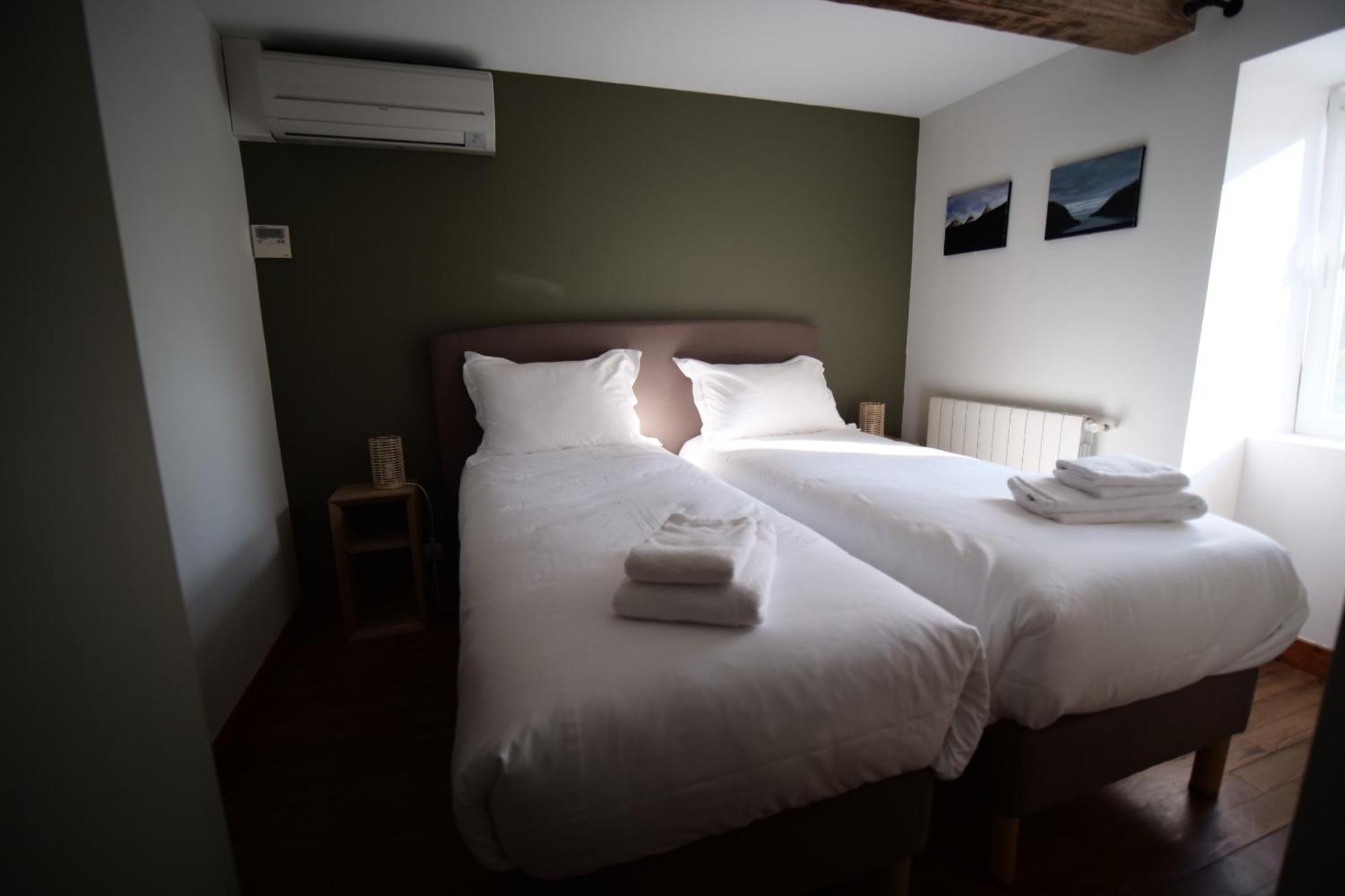 Auberge Trabenia Ascain Quarto foto